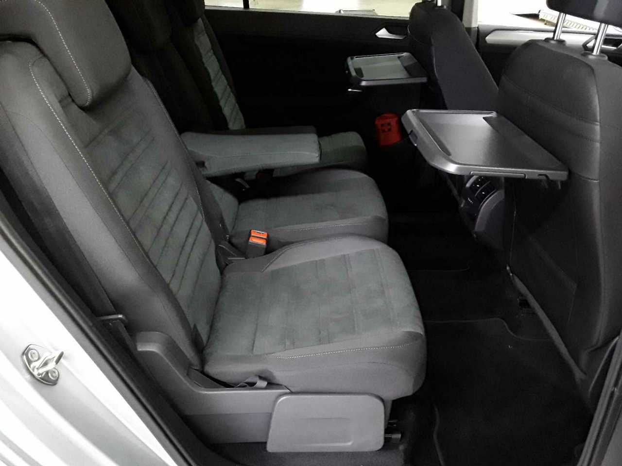 Vw Touran 2.0 TDI SCR DSG Comfortline 11