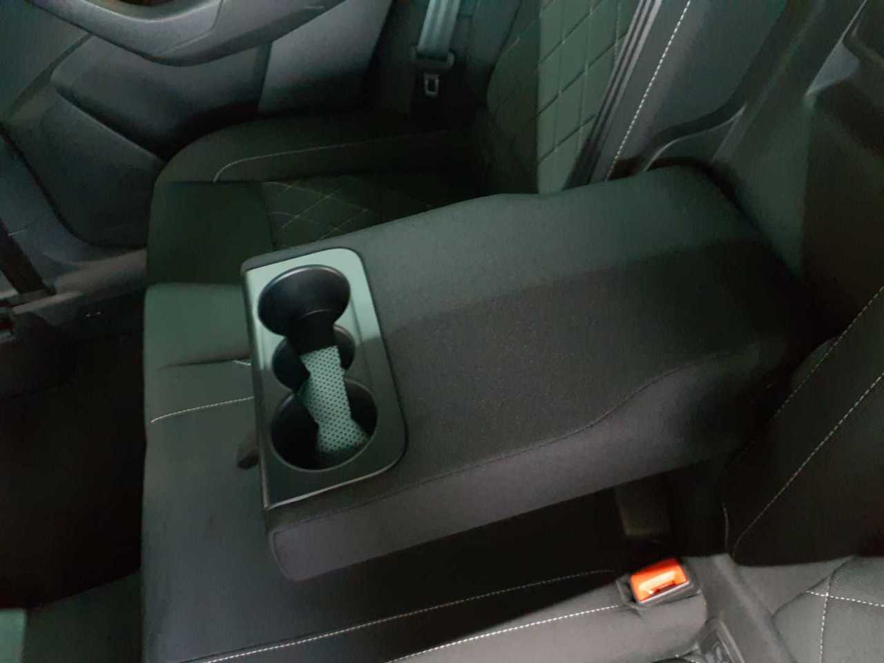 Skoda Karoq 2.0 TDI SCR 4x4 DSG Sportline 9