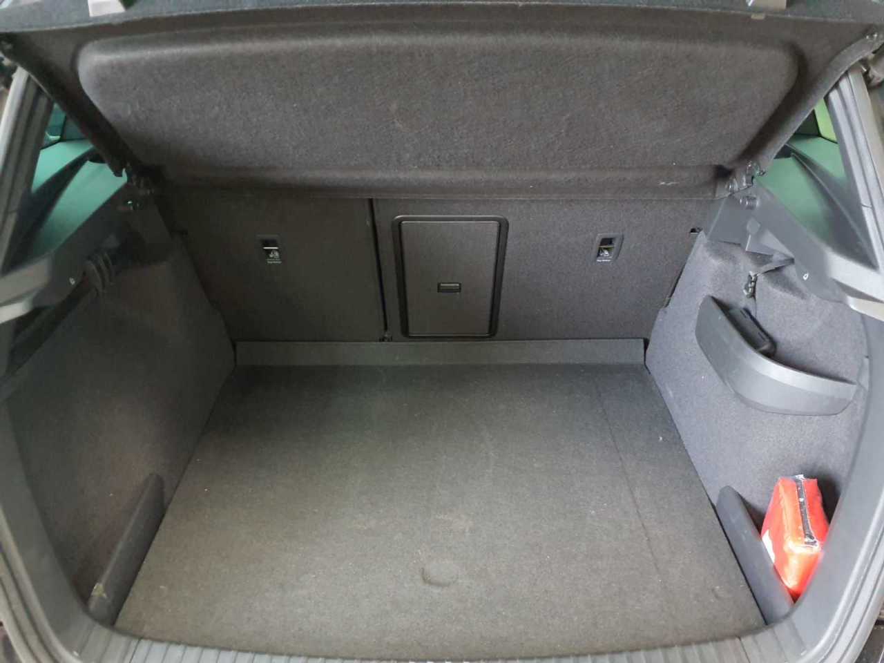 Skoda Karoq 2.0 TDI SCR 4x4 DSG Sportline 10