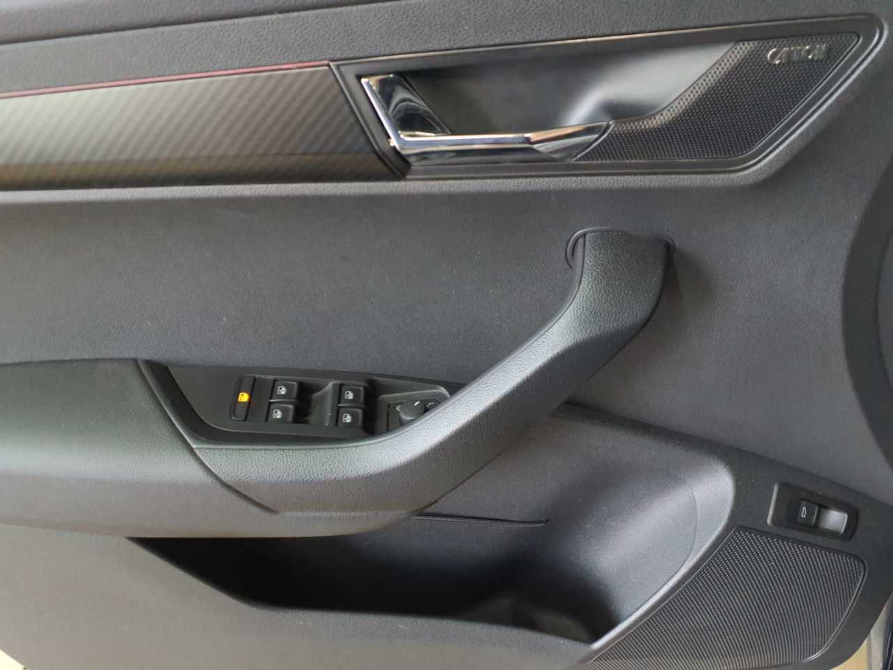 Skoda Karoq 2.0 TDI SCR 4x4 DSG Sportline 4
