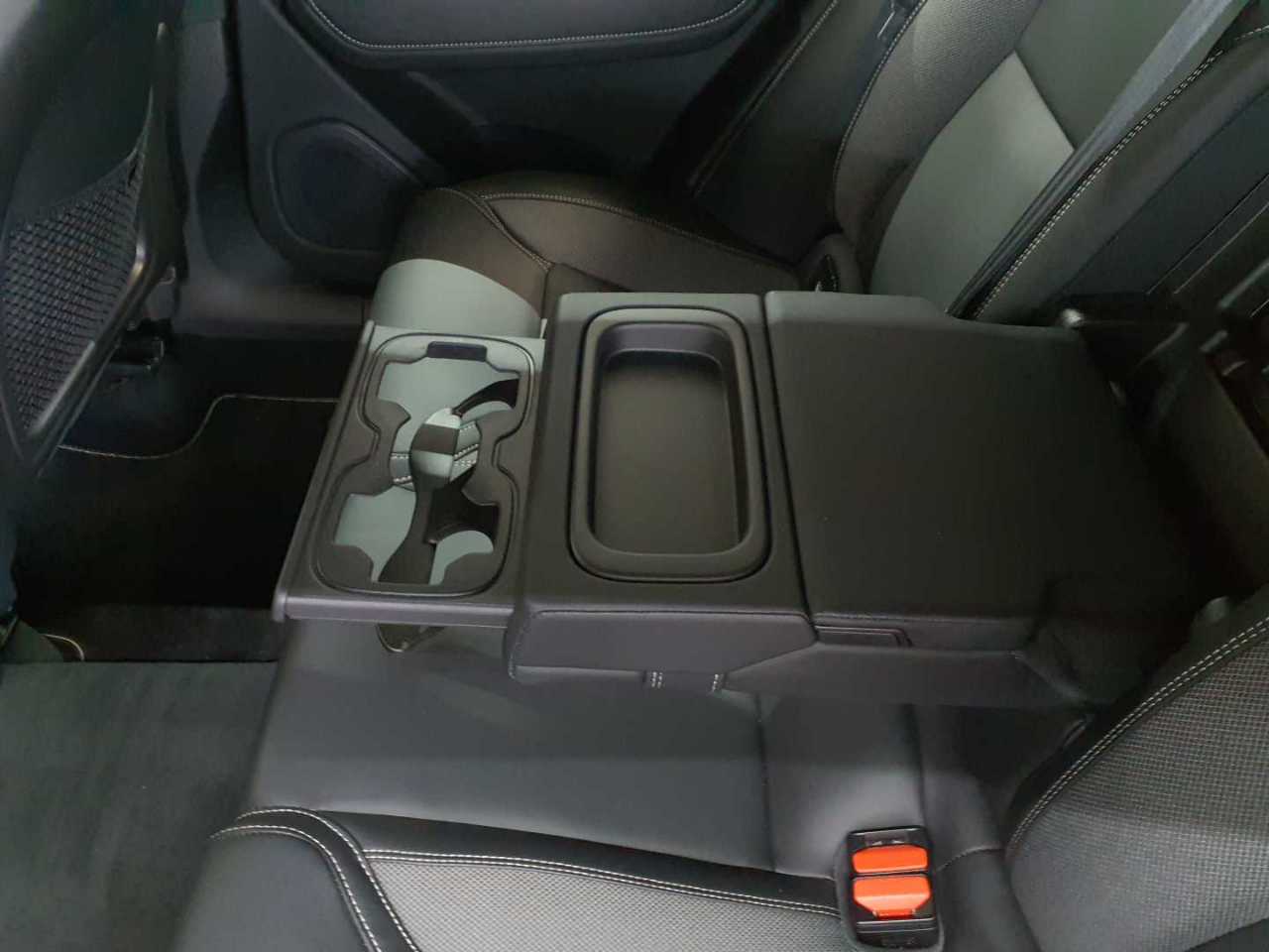 Volvo XC60 B4 D AWD Geartronic RDesign 10