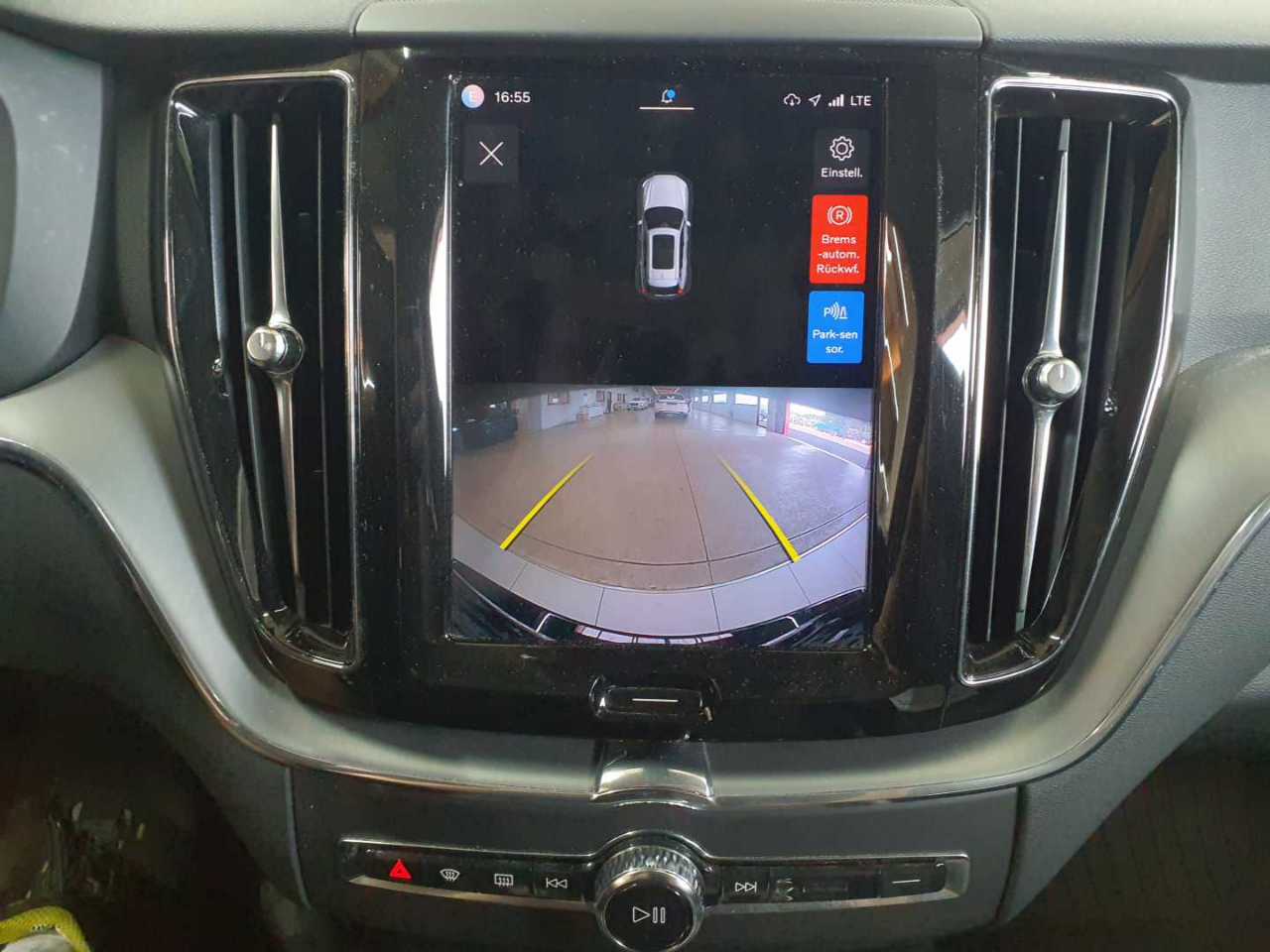 Volvo XC60 B4 D AWD Core 16