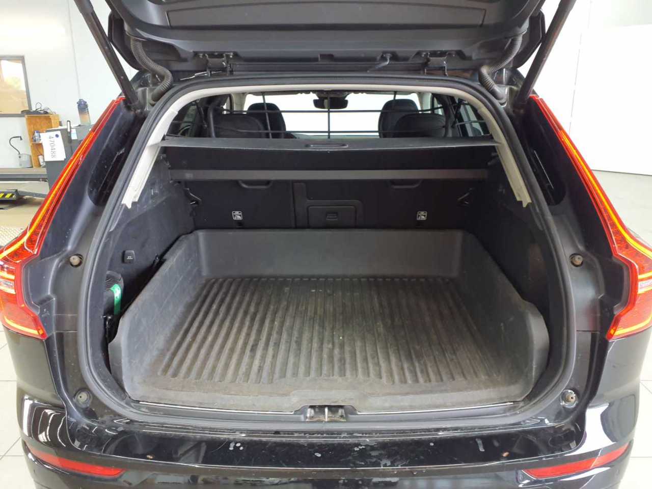 Volvo XC60 B4 D AWD Core 9