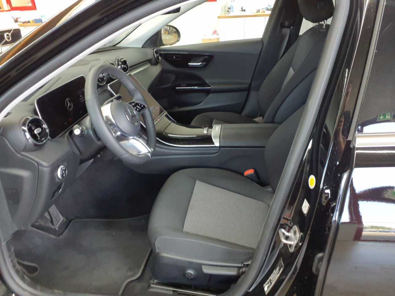 Mercedes-Benz C 300 de 4Matic T 9G-TRONIC 3