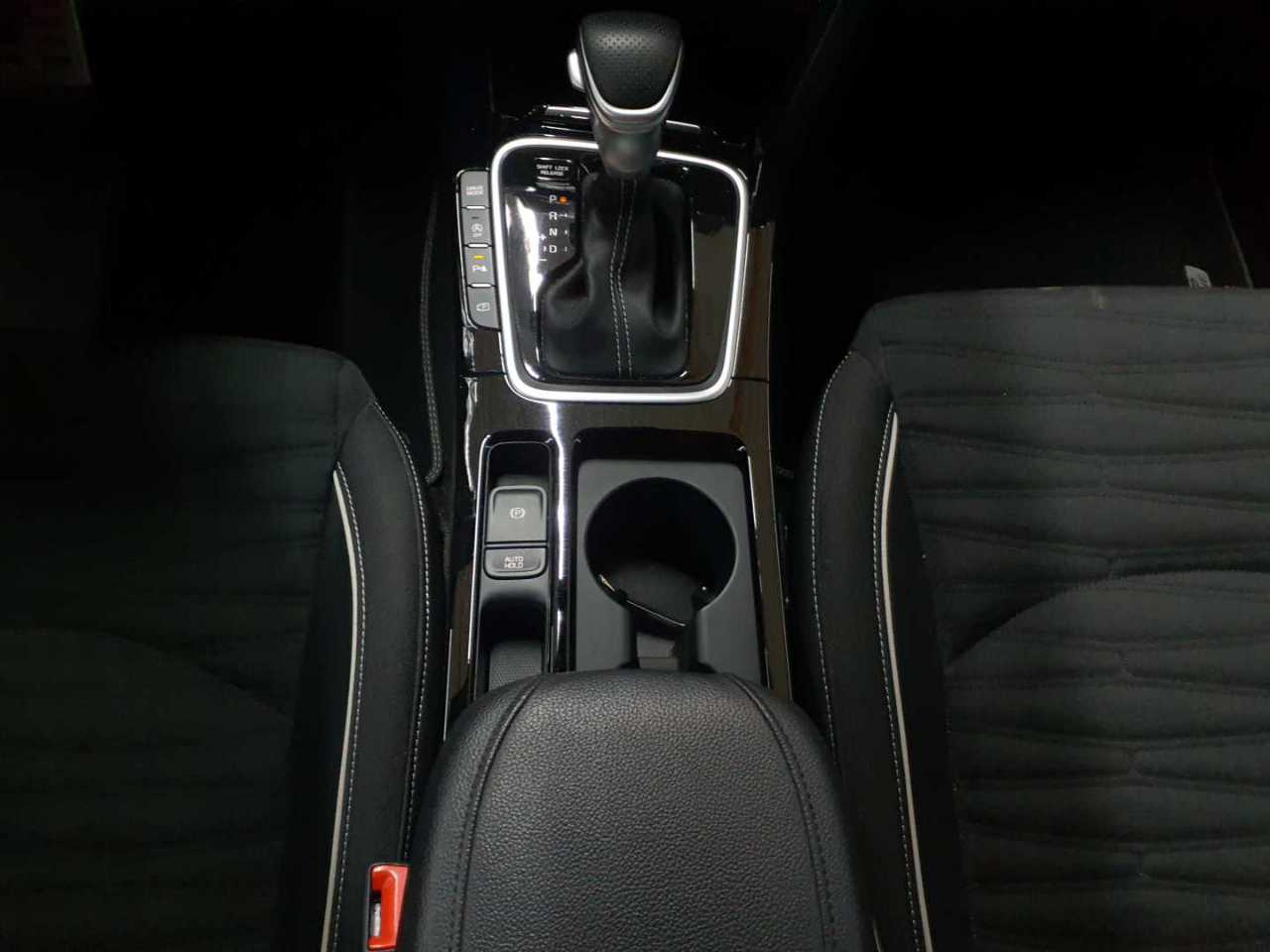 Kia Ceed 1.6 CRDi (48V Mild-Hybrid) DCT7 GT Line 7