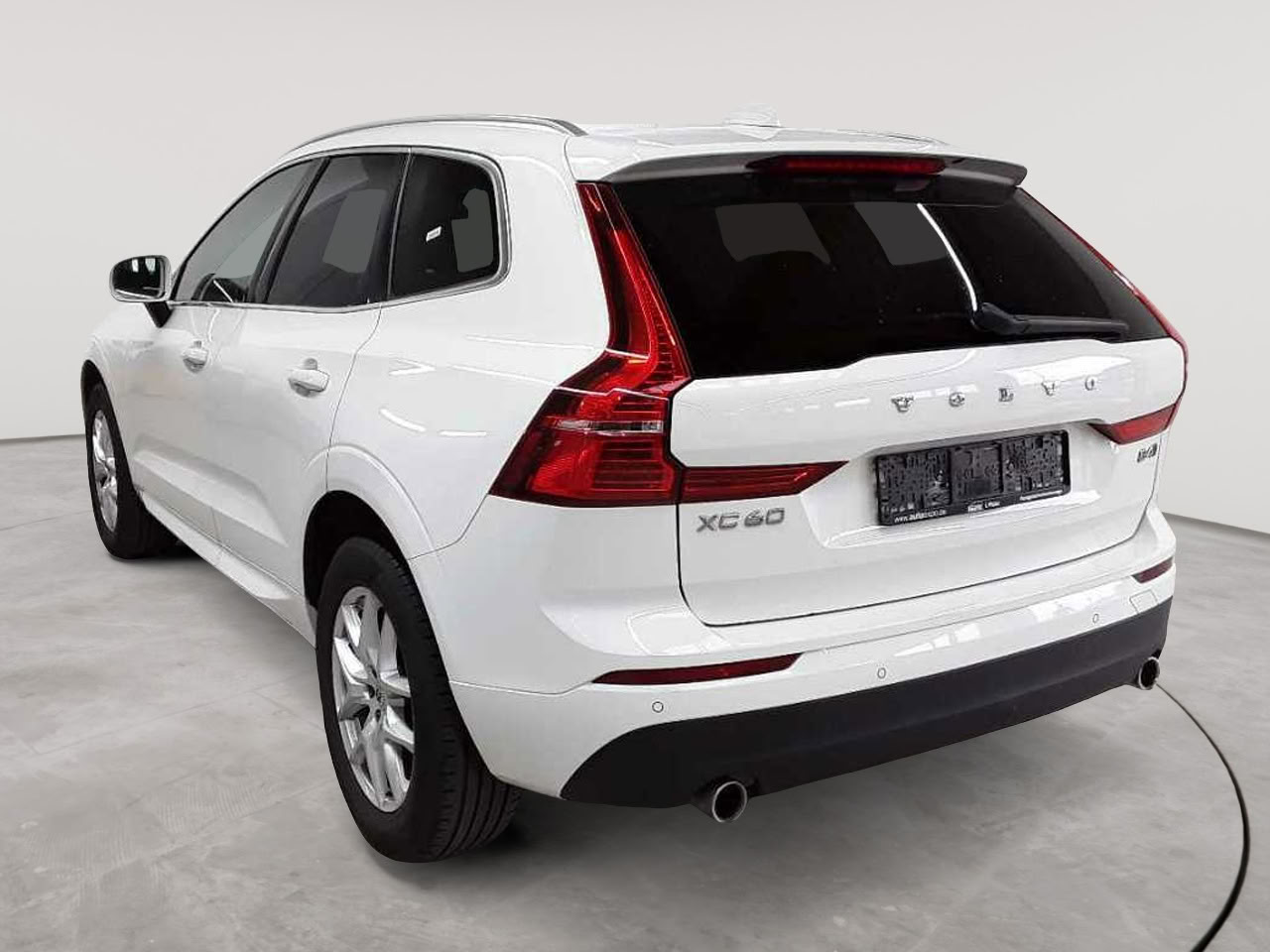 Volvo XC60 B4 D AWD Geartronic Momentum Pro 2