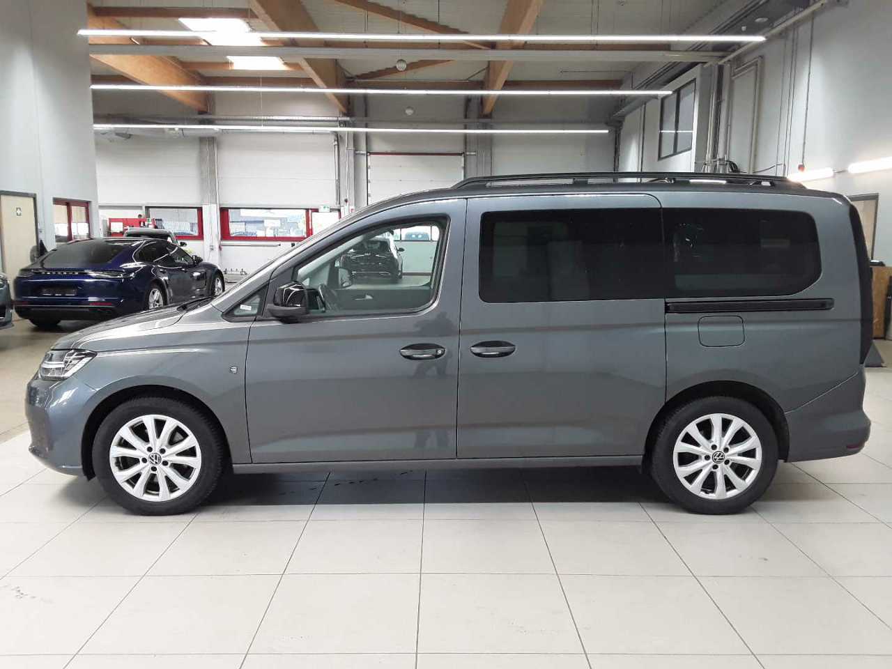 Vw Caddy 2.0 TDI BMT (7-Si.) Life Maxi 6