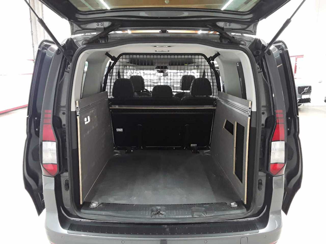 Vw Caddy 2.0 TDI BMT (7-Si.) Life Maxi 10