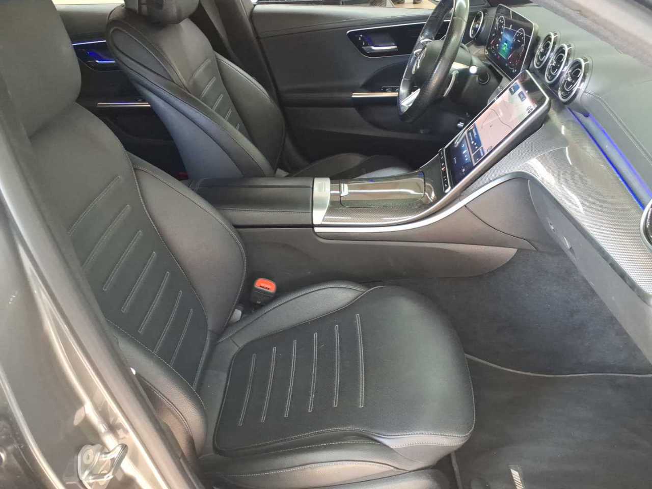 Mercedes-Benz C 300 9G-TRONIC AMG Line 11