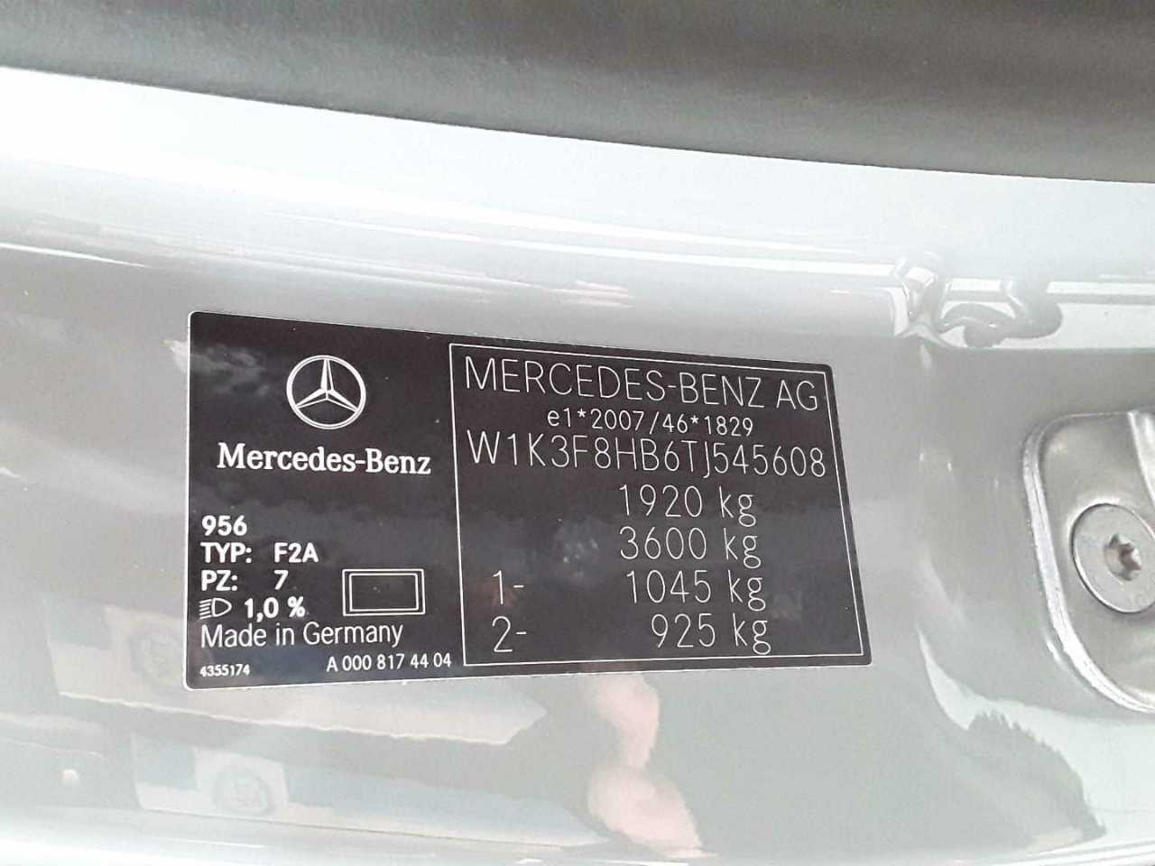 Mercedes-Benz A 200 7G-DCT Special Edition 16