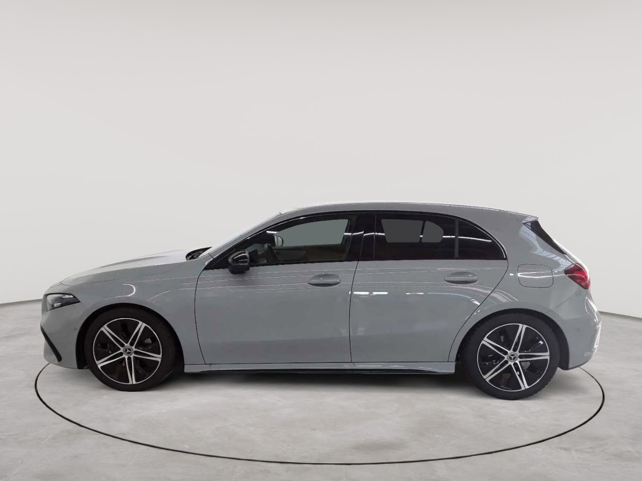 Mercedes-Benz A 200 7G-DCT Special Edition 6