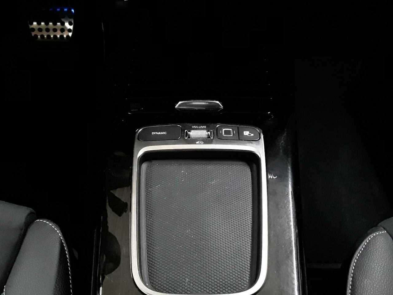 Mercedes-Benz A 200 7G-DCT Special Edition 10