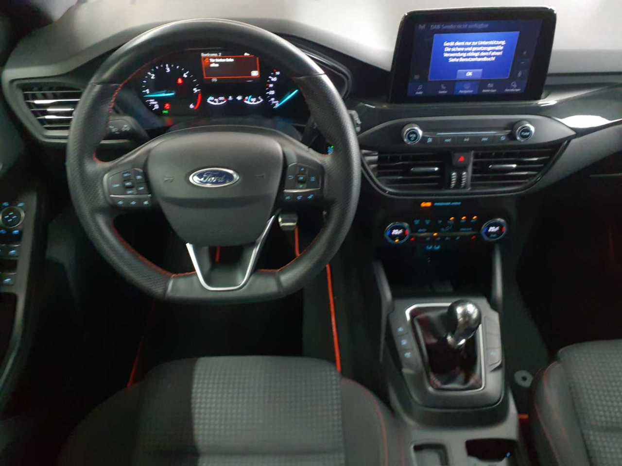 Ford Focus Turnier 1.5 EcoBlue Start-Stopp-System ST-LINE 5