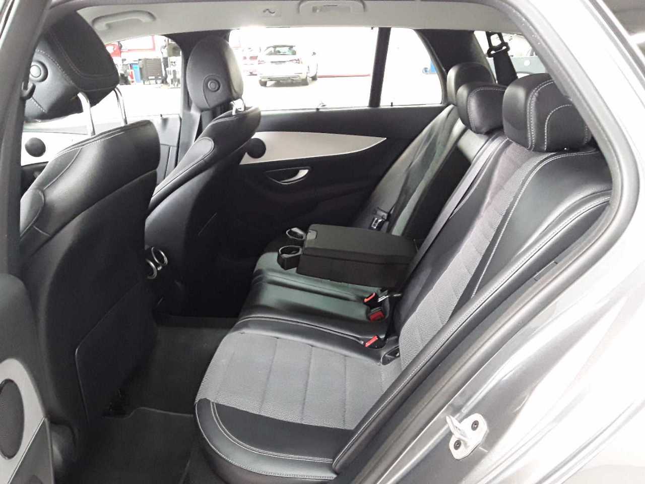 Mercedes-Benz E 220 d T 9G-TRONIC Avantgarde 13
