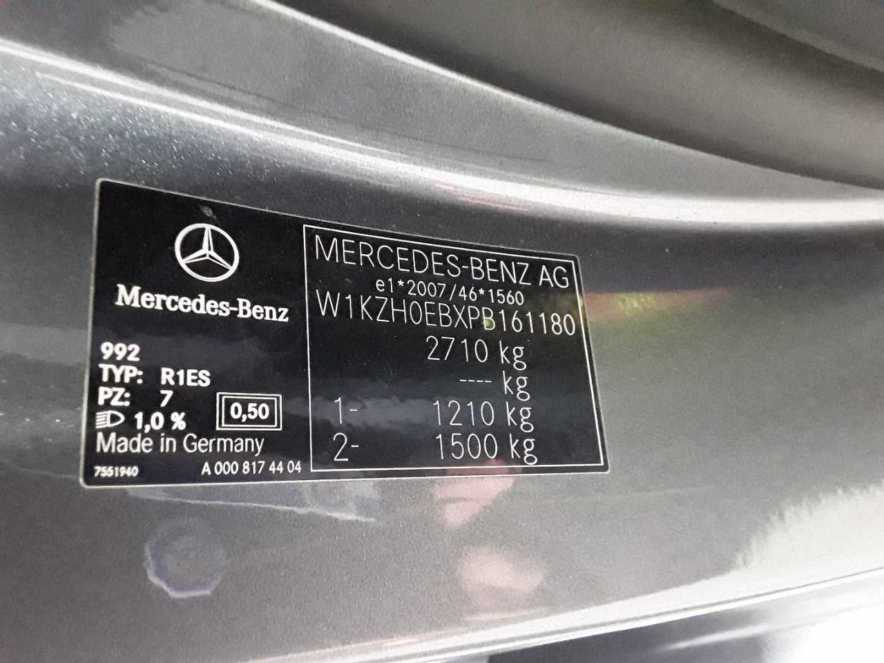 Mercedes-Benz E 220 d T 9G-TRONIC Avantgarde 15