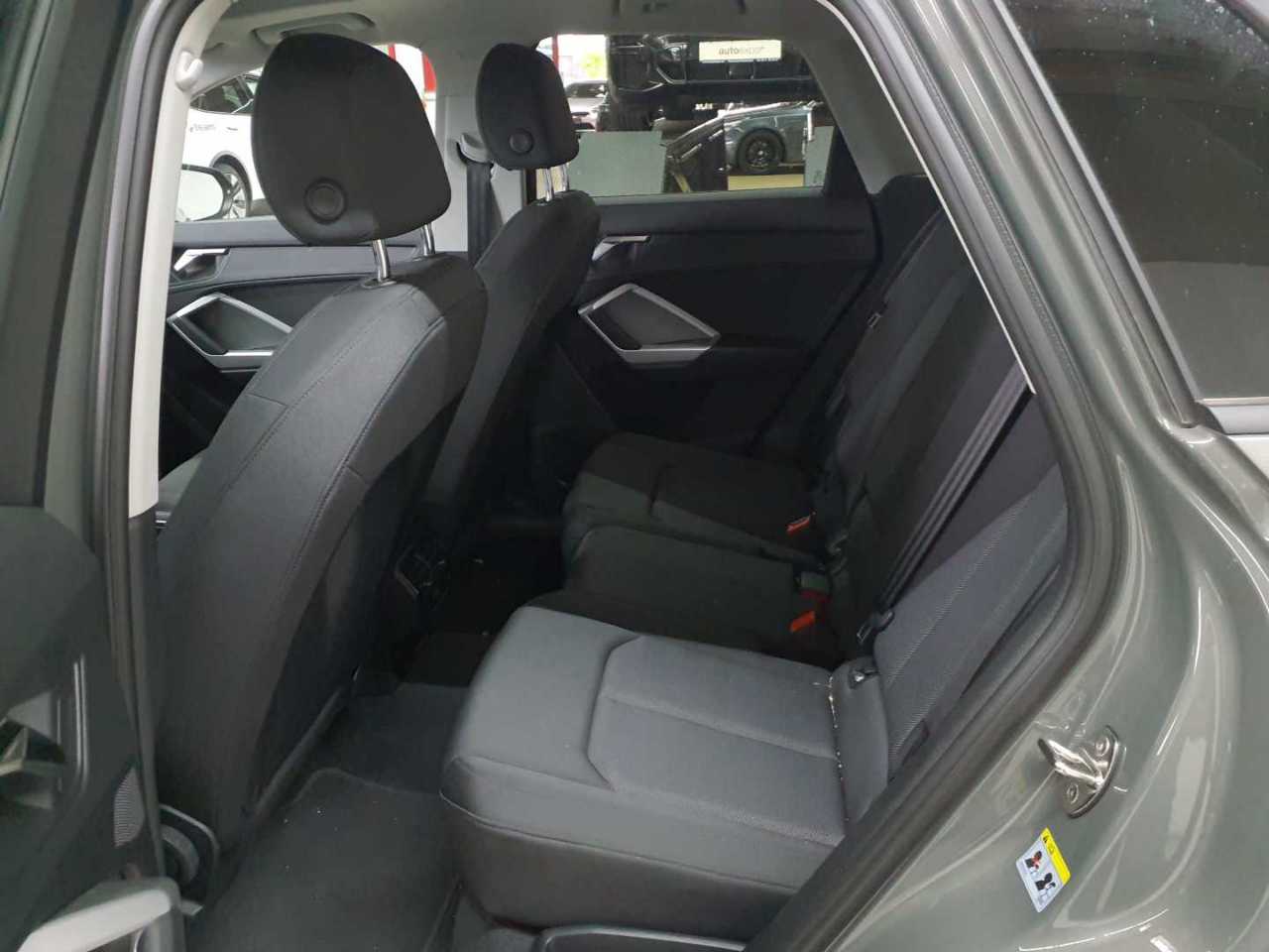 Audi Q3 40 TFSI quattro S tronic advanced 13