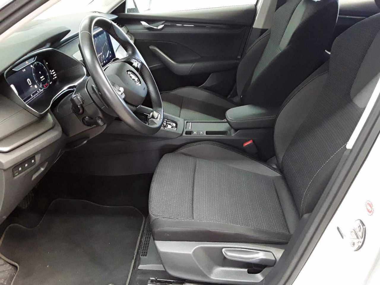 Skoda Octavia Combi 1.5 TSI e-TEC DSG Ambition 3