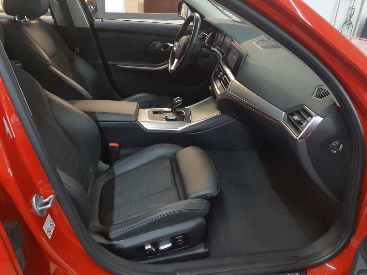 Bmw 318d Touring Aut. Sport Line 13