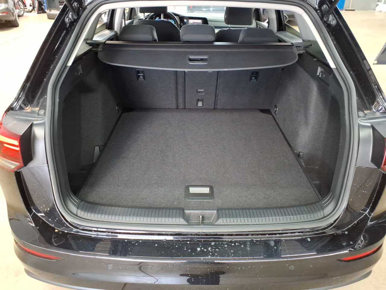 Vw Golf Variant 2.0 TDI SCR Life 9