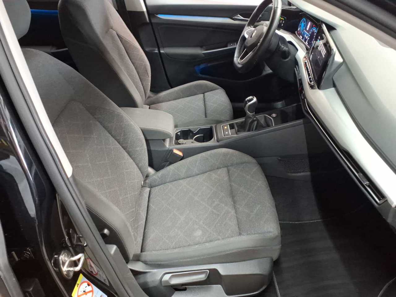 Vw Golf Variant 2.0 TDI SCR Life 11