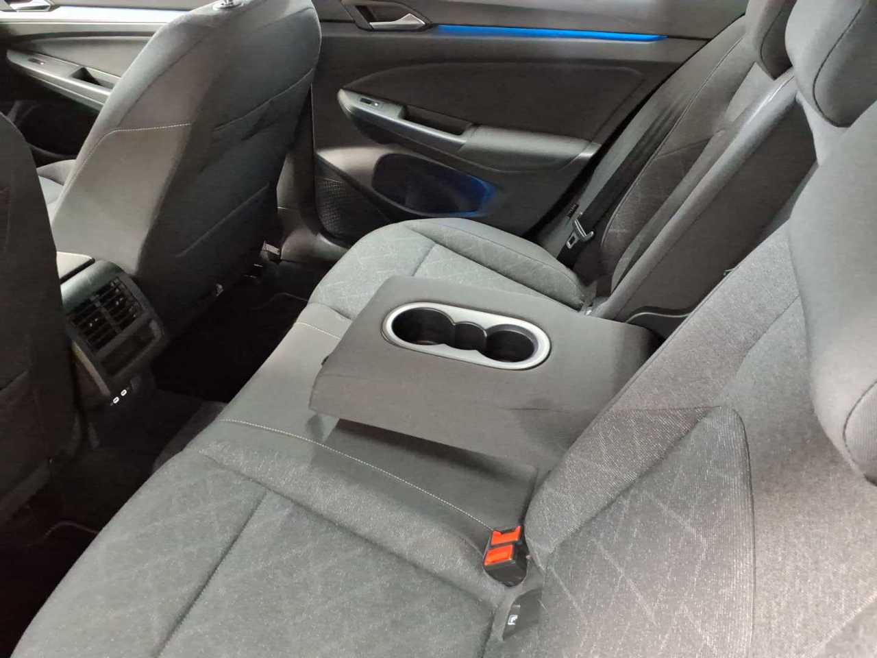Vw Golf Variant 2.0 TDI SCR Life 8