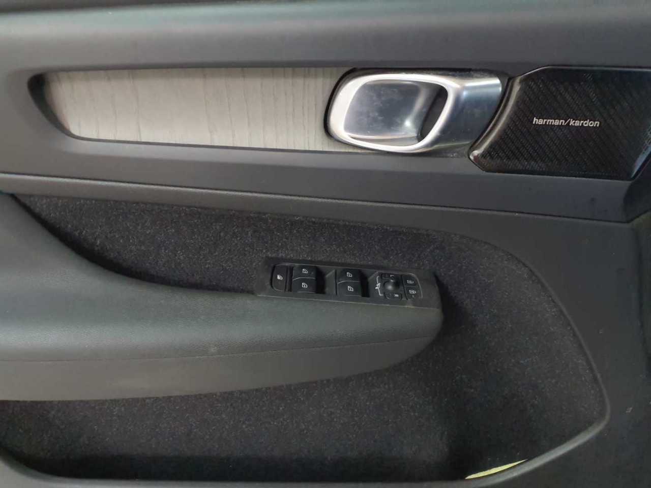 Volvo XC40 T5 Recharge DKG Inscription 5