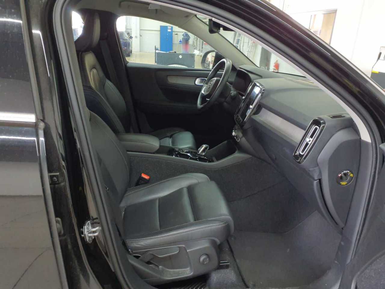 Volvo XC40 T5 Recharge DKG Inscription 14