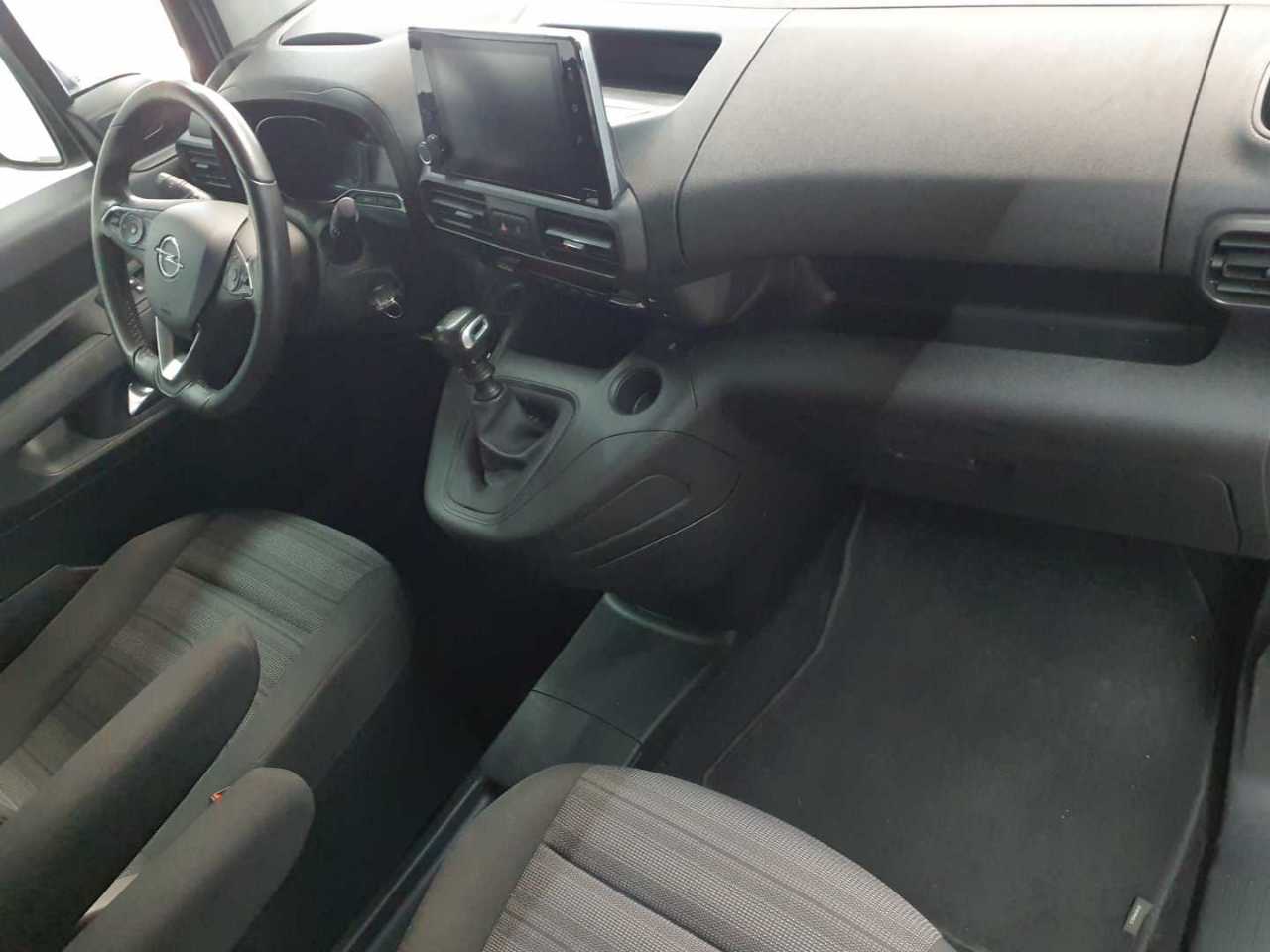Opel Combo Life 1.2 Turbo Start/Stop Edition 11