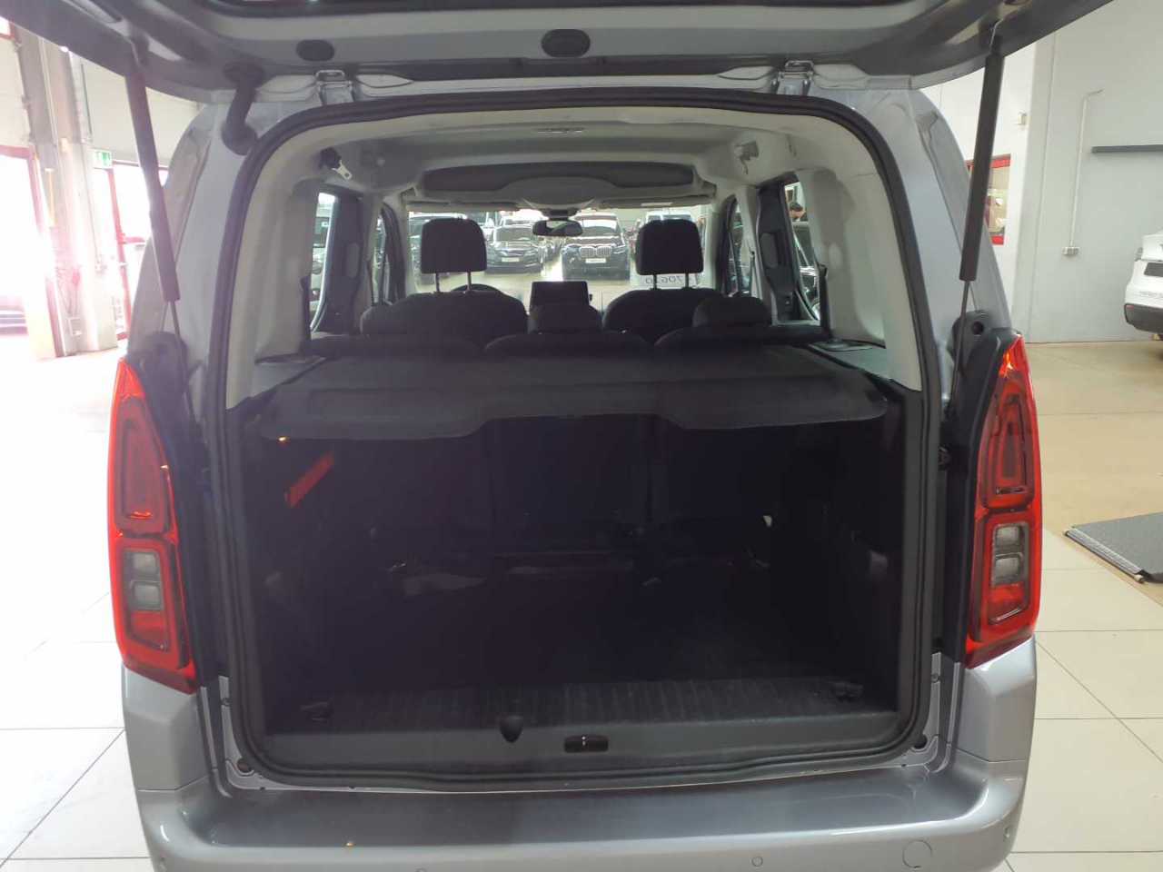 Opel Combo Life 1.2 Turbo Start/Stop Edition 10