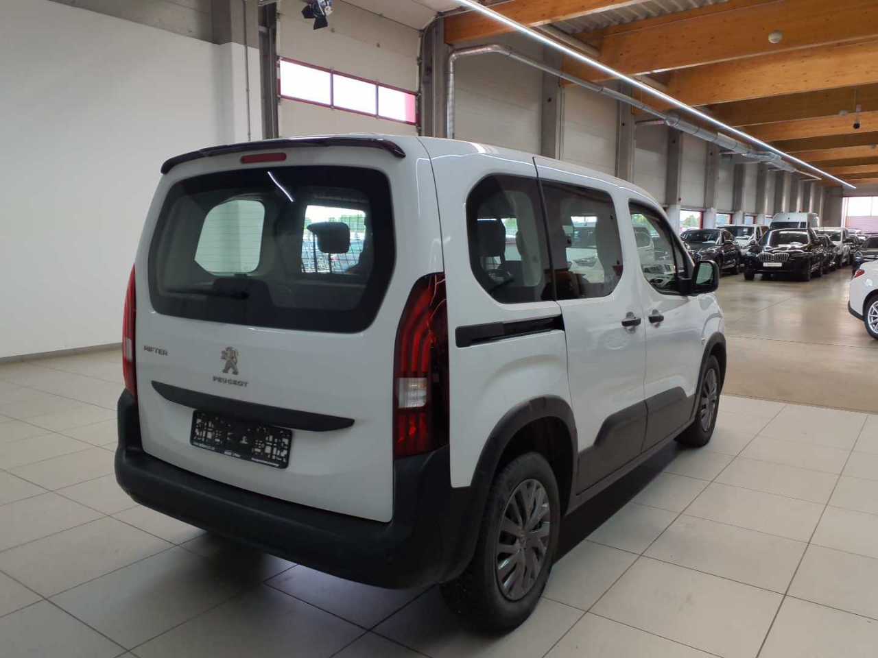 Peugeot Rifter PureTech 110 L1 Active Pack 4