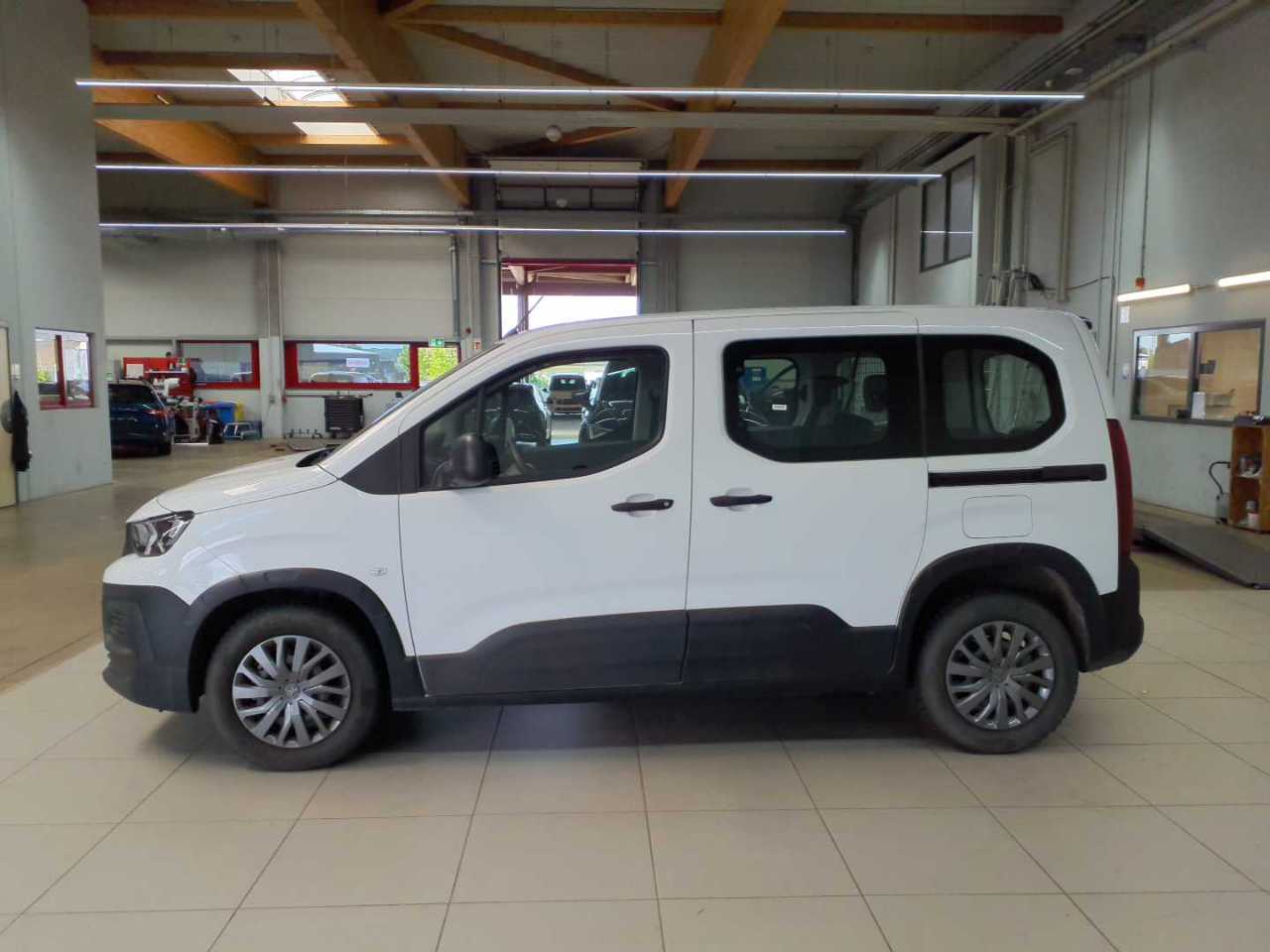 Peugeot Rifter PureTech 110 L1 Active Pack 6