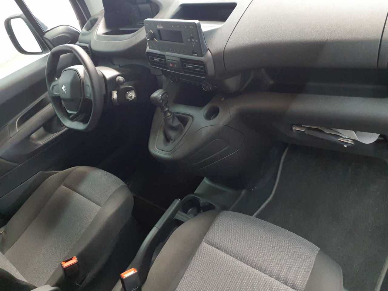 Peugeot Rifter PureTech 110 L1 Active Pack 11