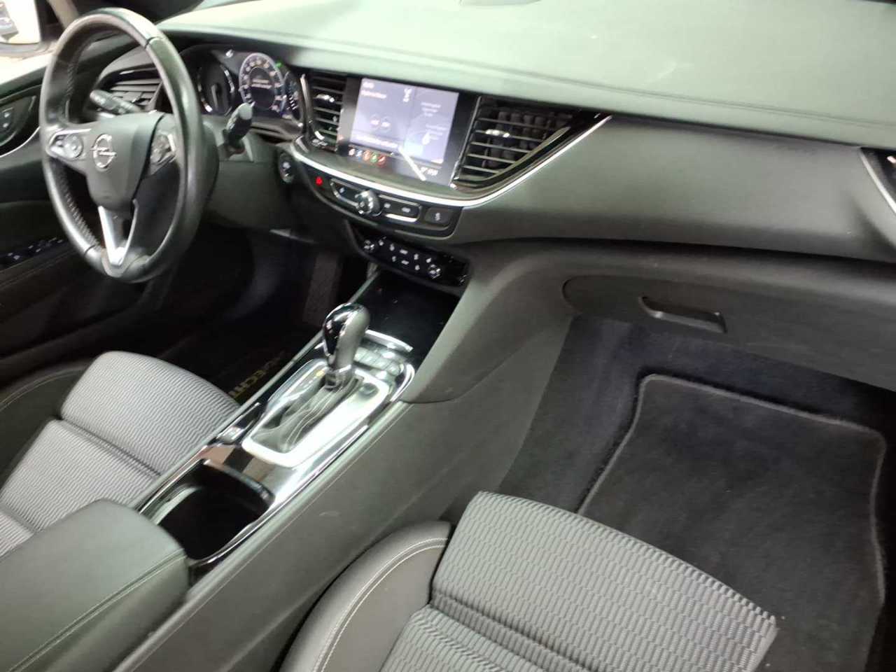 Opel Insignia Sports Tourer 2.0 Diesel Aut. Business Elegance 9