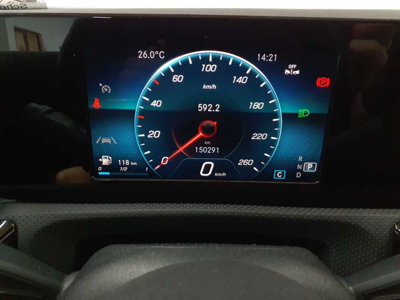 Mercedes-Benz CLA 250 Shooting Brake 7G-DCT Progressive 16