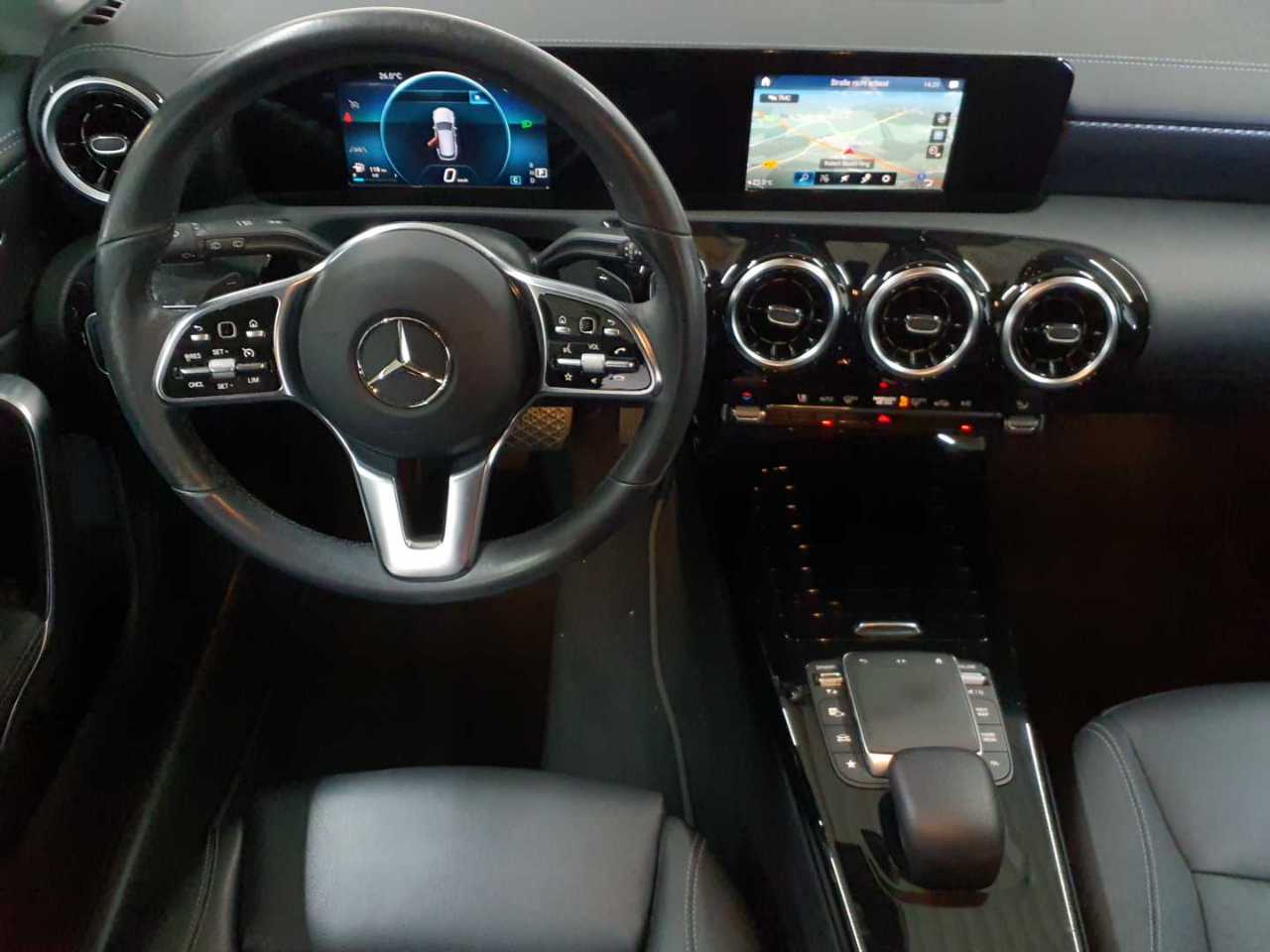 Mercedes-Benz CLA 250 Shooting Brake 7G-DCT Progressive 5