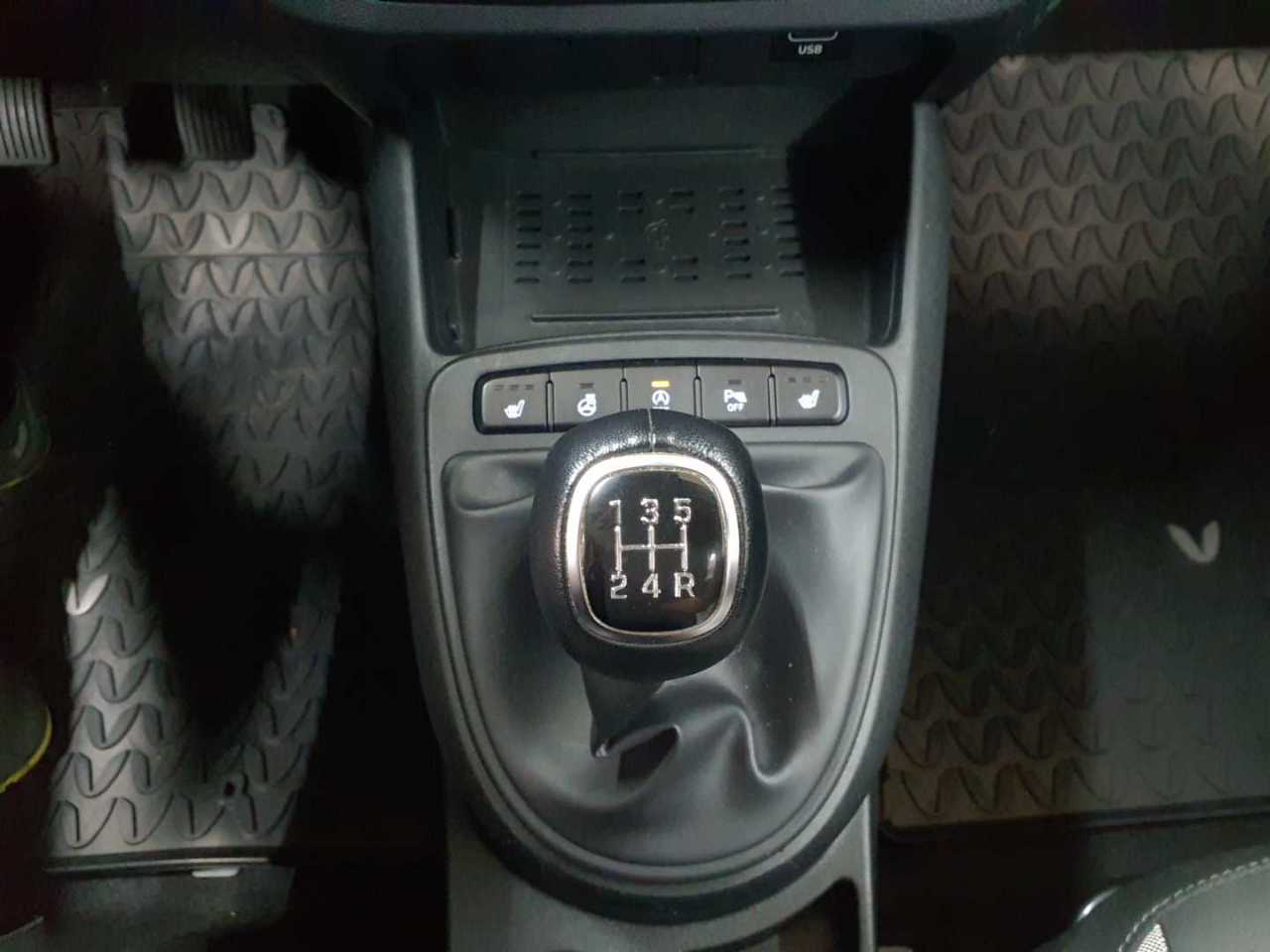 Hyundai i10 1.0 Trend 14