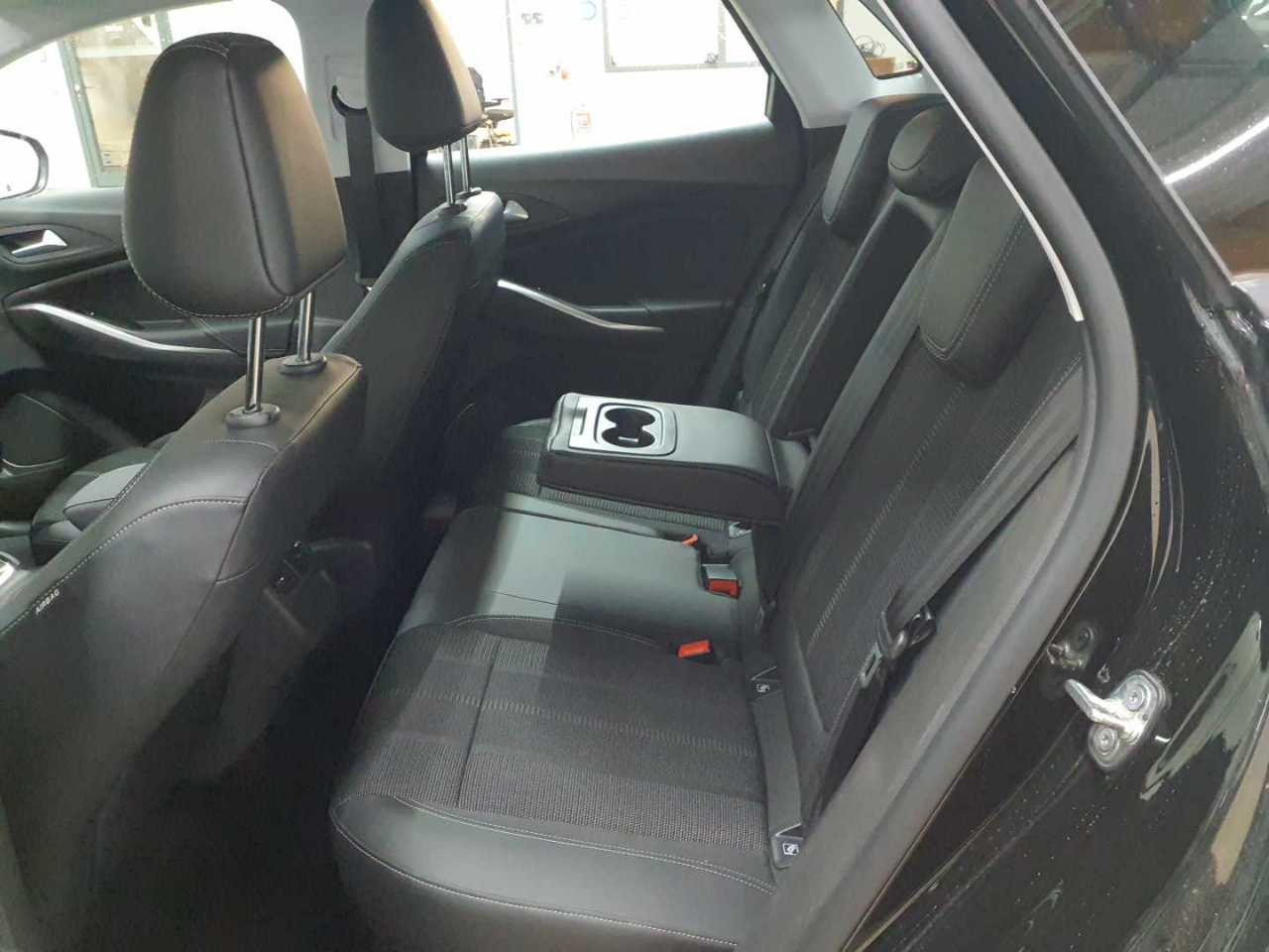 Opel Grandland 1.2 DI Automatik GS 14