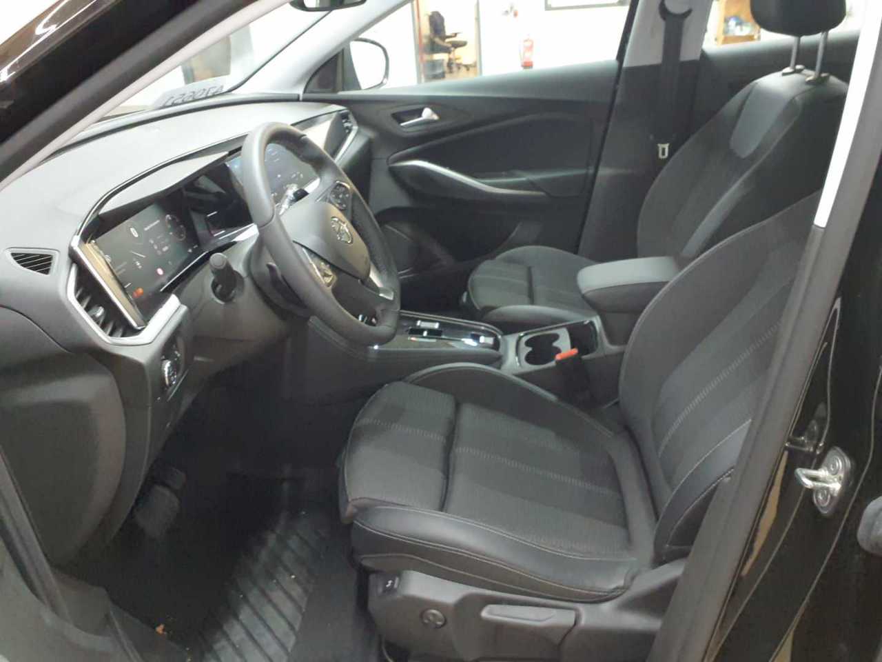 Opel Grandland 1.2 DI Automatik GS 8