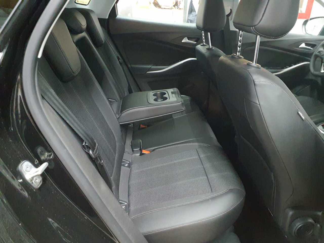 Opel Grandland 1.2 DI Automatik GS 13