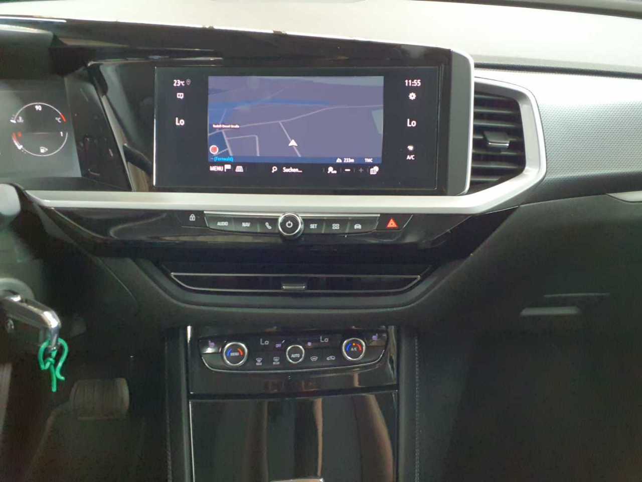 Opel Grandland 1.5 D Automatik Business Edition 8