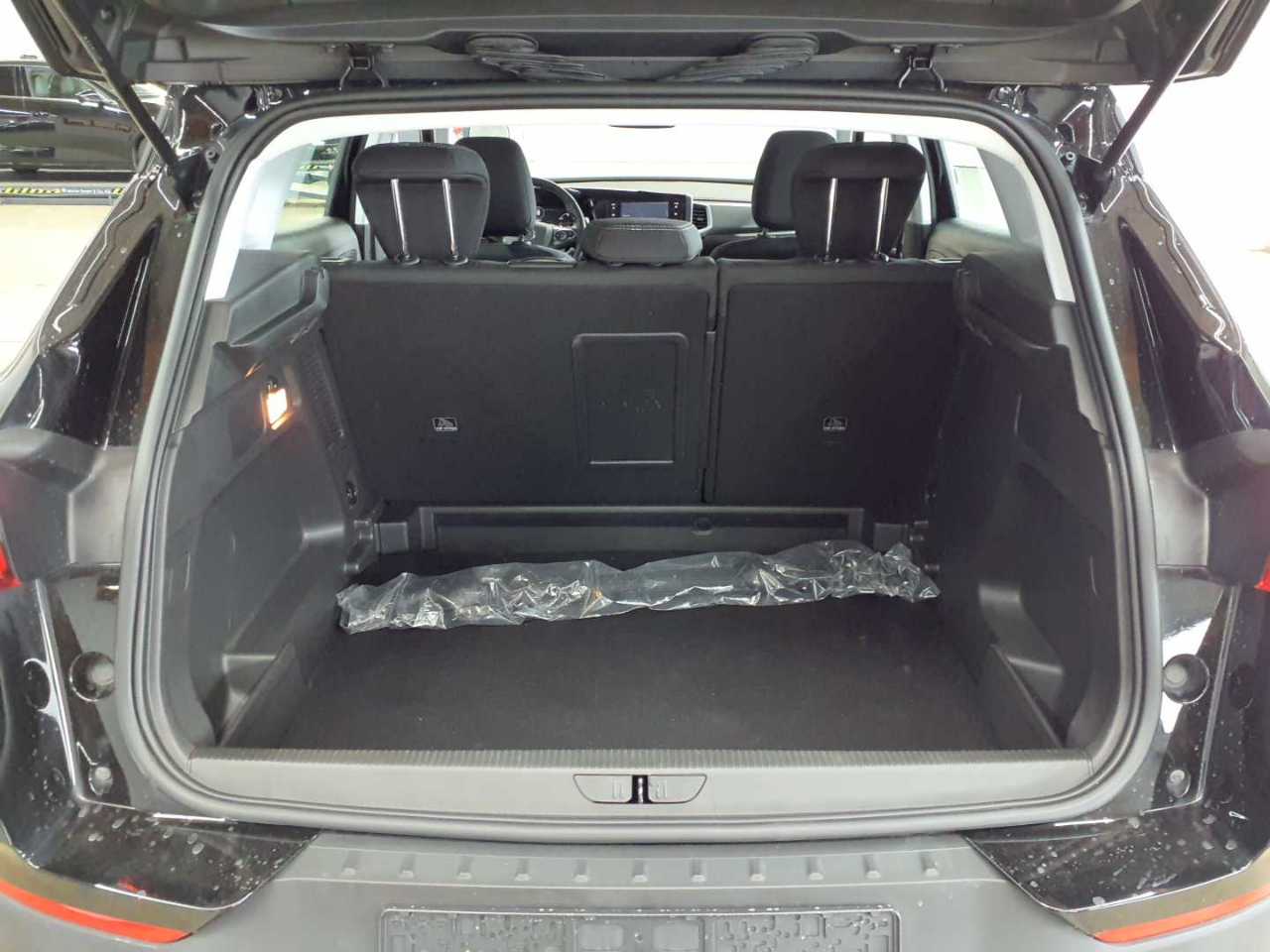 Opel Grandland 1.5 D Automatik Business Edition 9