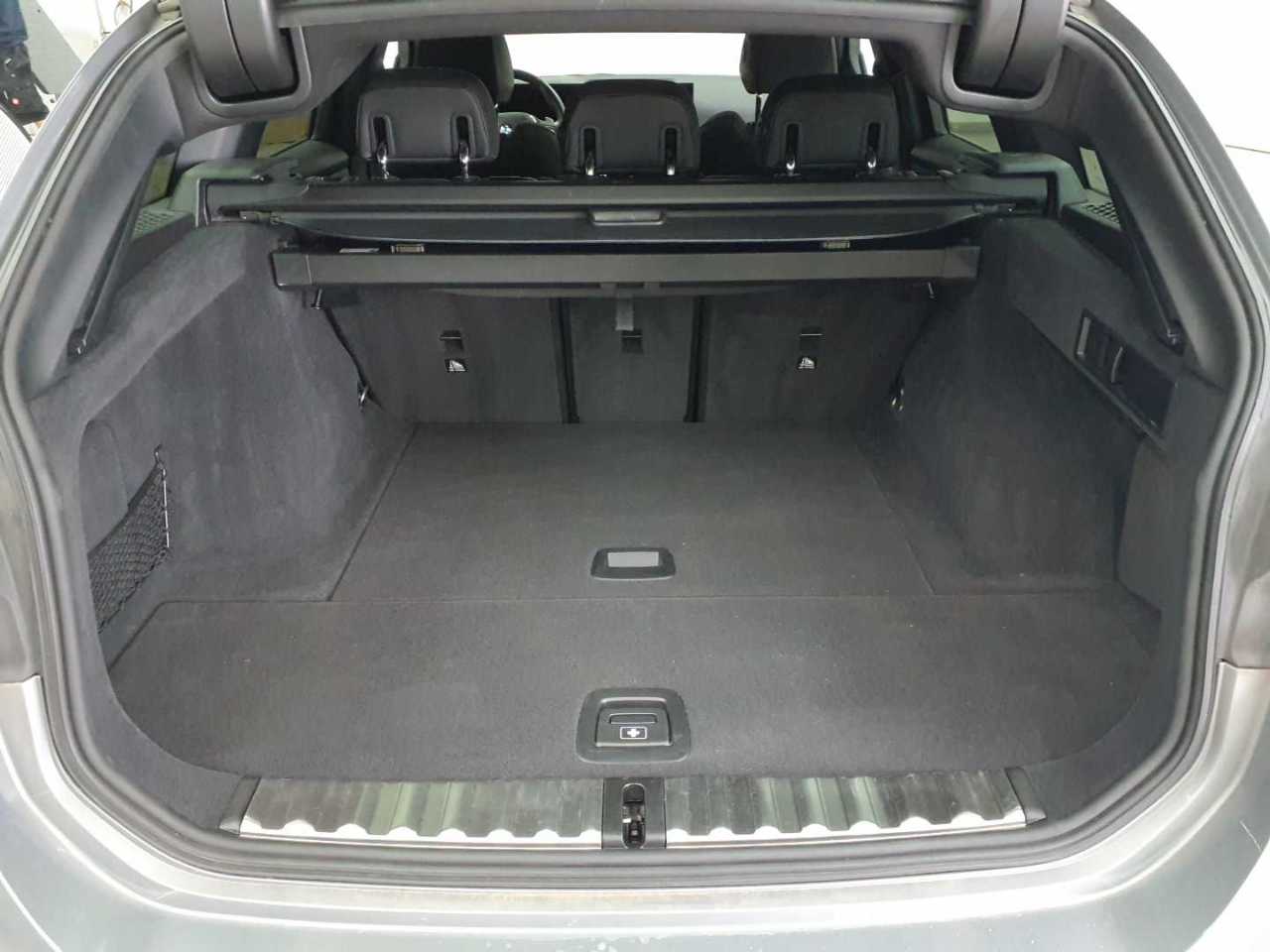 Bmw 318d Touring Aut. 15