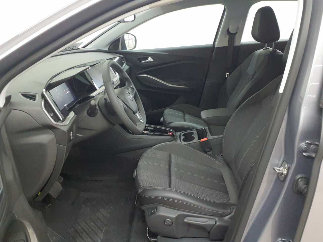 Opel Grandland 1.2 DI Automatik GS 8