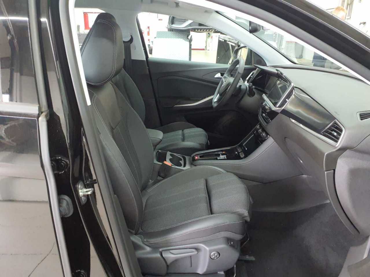Opel Grandland 1.2 DI Automatik GS 7