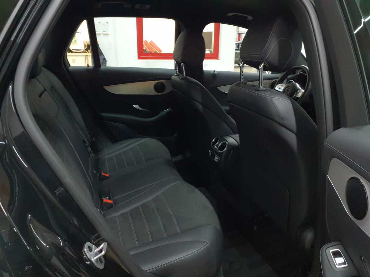 Mercedes-Benz GLC 300 de 4Matic 9G-TRONIC AMG Line 13