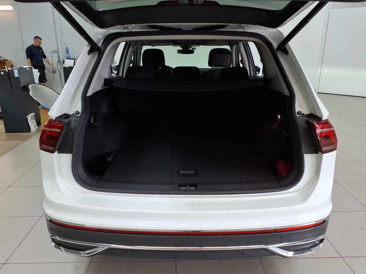 Vw Tiguan Allspace 2.0 TSI OPF 4Motion DSG Elegance 9
