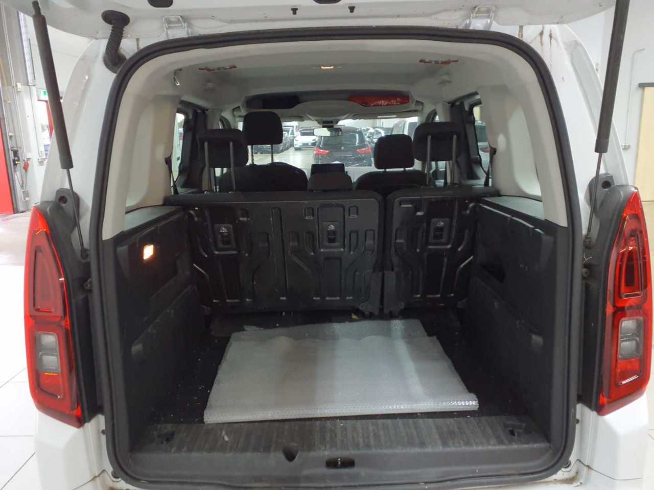 Opel Combo Life 1.2 Turbo Start/Stop Edition 15