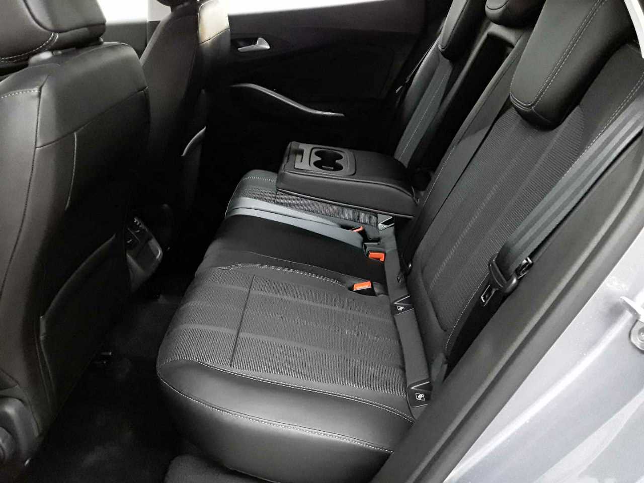 Opel Grandland 1.2 DI Automatik GS 13