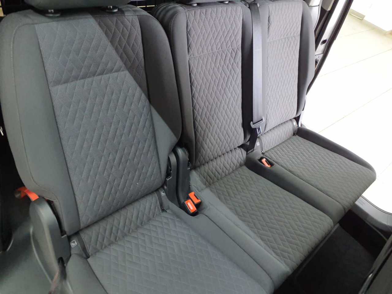 Vw Caddy 2.0 TDI BMT (7-Si.) DSG Life Maxi 9