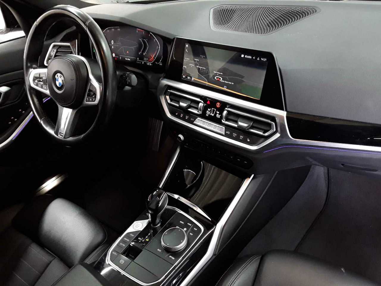 Bmw 318d Touring Aut. Sport Line 9